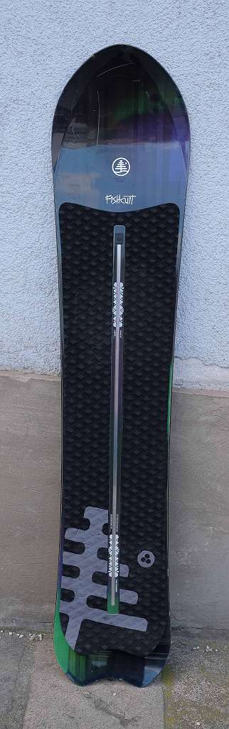 Burton Snowboard FISHCUIT 148, € 600,- (4040 Linz) - willhaben