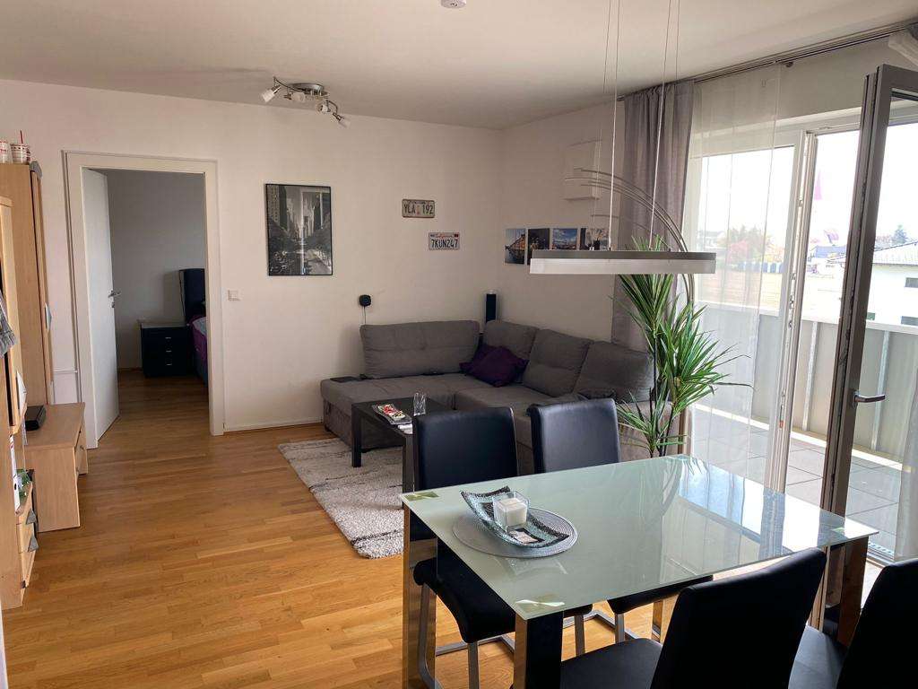 Suche Nachmieter store für wunderschöne 3-Raumwohnung mit Balkon