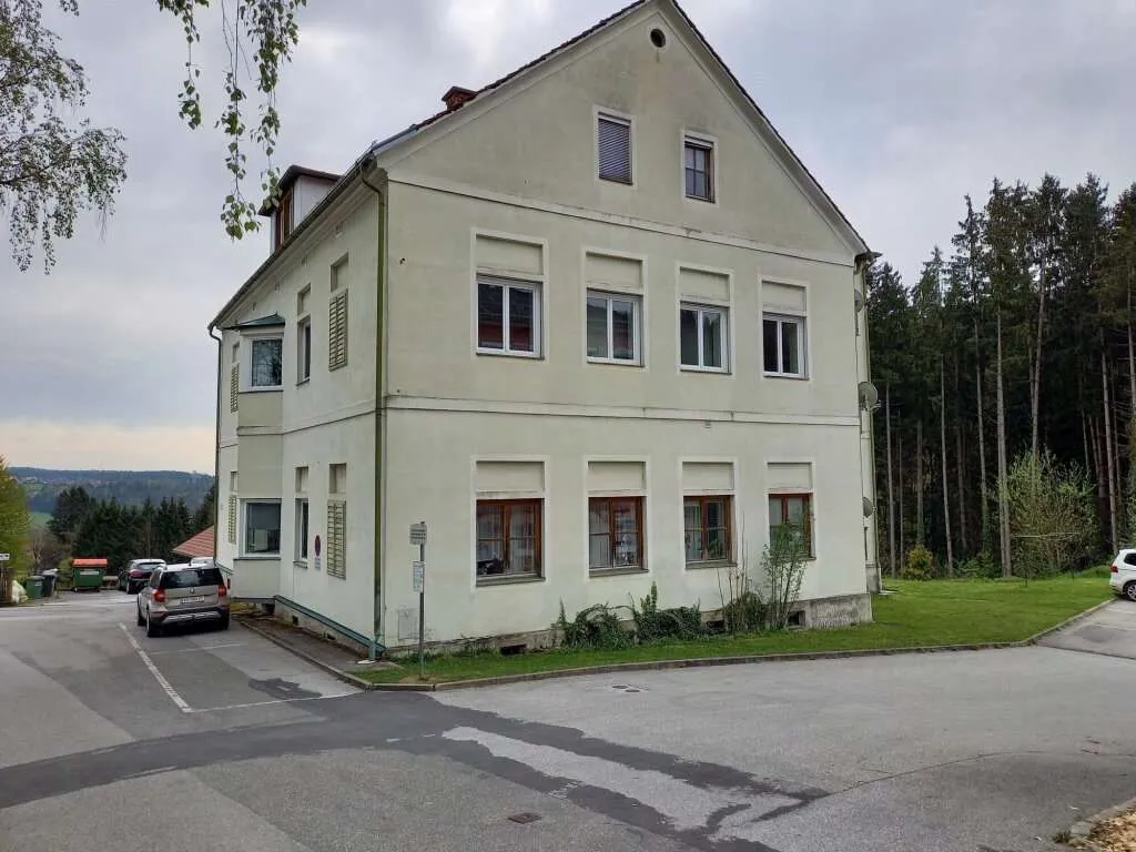 Stallhofen bei Voitsberg! Tolles Renditeobjekt mit 9 Wohnungen und ca. 3,5 % Ertrag! - Vue 2