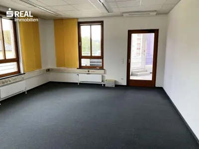 Gewerbeimmobilie mieten in Sankt Pölten – 291 m², € 4.394 – Bild 3 von 17