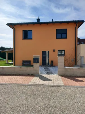 5-Zimmer-Haus mieten in Bruck an der Leitha – 163 m², € 2.500 – Bild 2 von 33