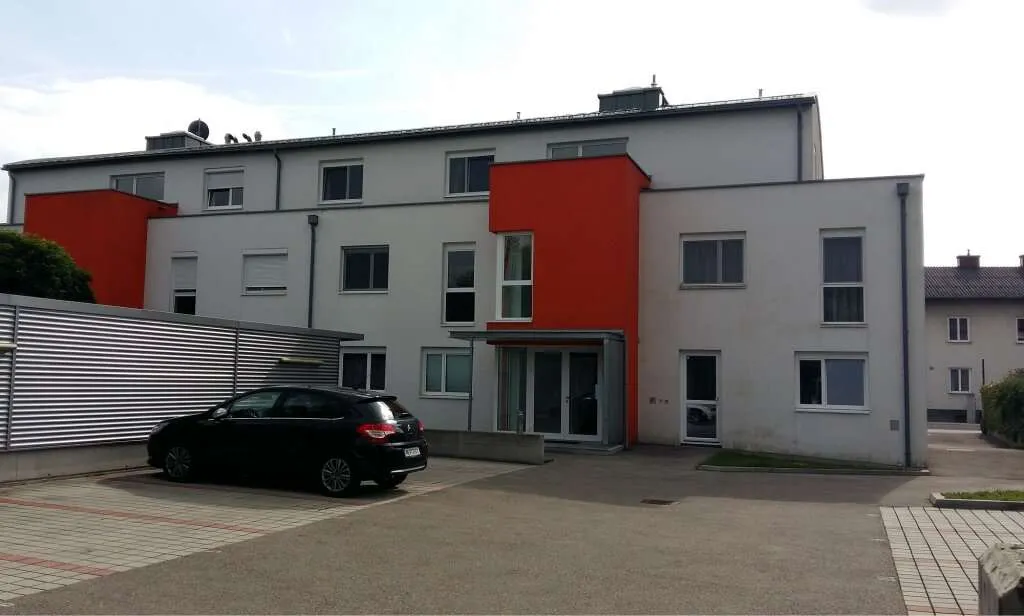 Albrechtsberger Straße 10 | Abstellplätze im Freien - Ansicht 2