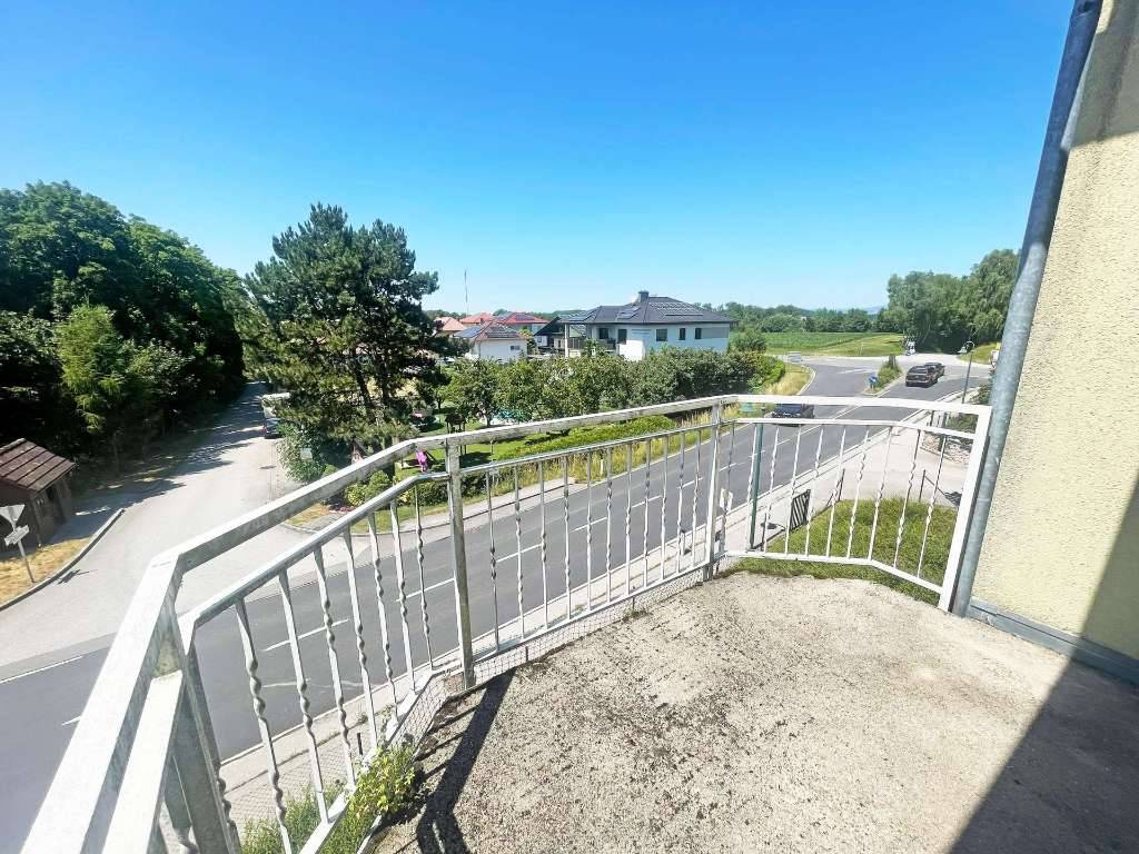 3-Zimmerwohnung mit Balkon inkl. Garagenplatz - Ansicht 2