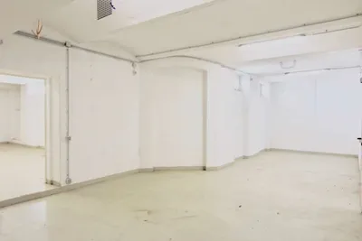 2-Zimmer-Gewerbeimmobilie mieten in Wien – 106 m², € 888 – Bild 3 von 9