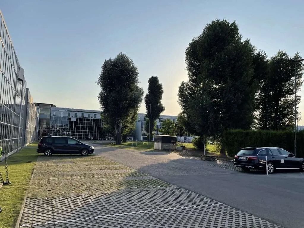 *PROVISIONSFREI* Kompakte Bürofläche im Büropark Donau - Ansicht 3