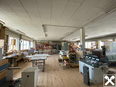 Immobilie mieten in Wels-Land – 560 m², € 2.310 – Bild 2 von 8