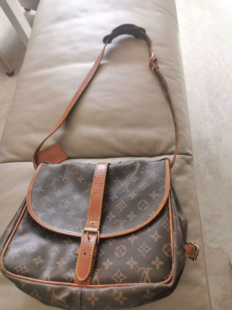 Louis Vuitton Notizbuch Vivi, € 265,- (2320 Schwechat) - willhaben