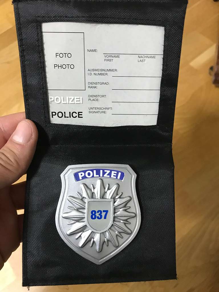 Kinder Polizei Ausweis mit Marke