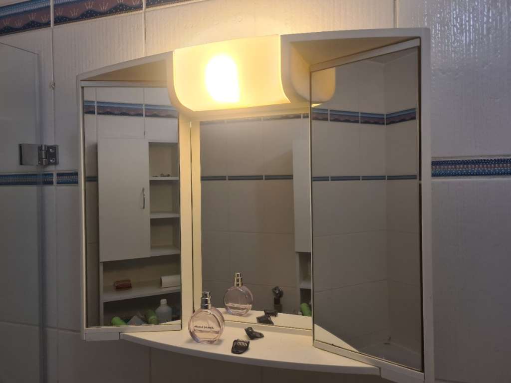 badezimmer spiegel, € 30,- (1050 wien) - willhaben