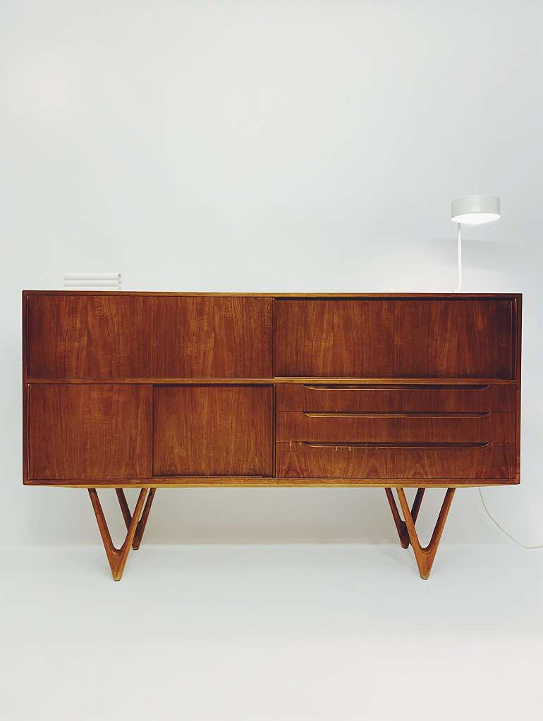 Zierliche store Kommode, 60er Vintage Teak Palisander Sideboard