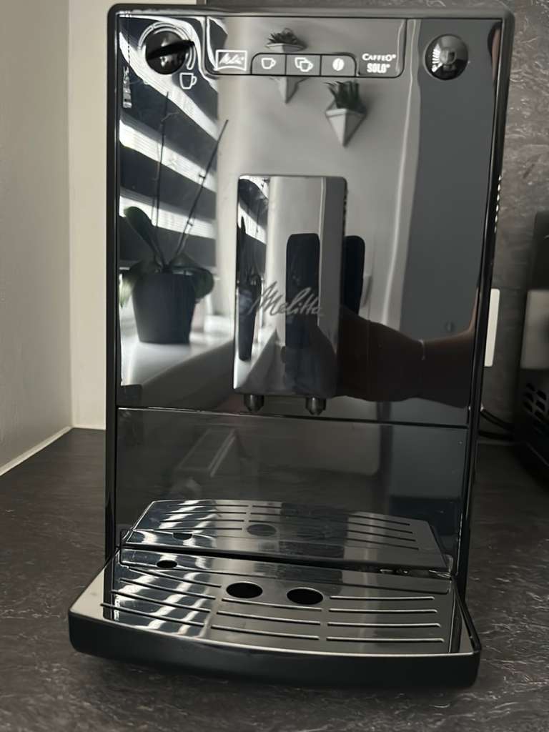 Melitta Kaffeevollautomat »Solo E950-322, pure black«, aromatischer Kaffee  & Espresso bei nur 20 cm Breite, € 80,- (1030 Wien) - willhaben