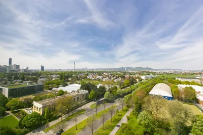 V22 Living - 3 Zimmer im 11. Stock mit Fernblick und Rooftop Pool