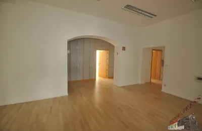 4-Zimmer-Gewerbeimmobilie mieten in Sankt Pölten – 180 m², € 2.314 – Bild 16 von 19