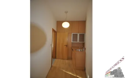 4-Zimmer-Gewerbeimmobilie mieten in Sankt Pölten – 180 m², € 2.314 – Bild 15 von 19