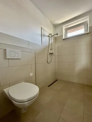 3-Zimmer-Haus mieten in Mödling – 130 m², € 2.500 – Bild 3 von 21