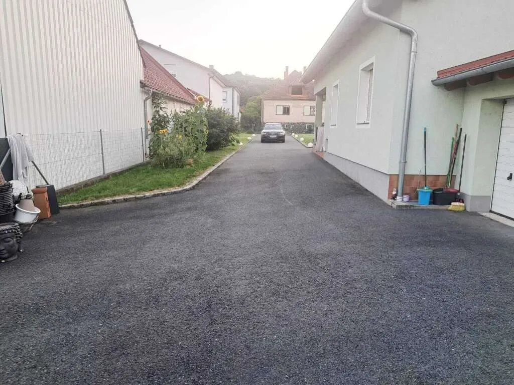 PREISUPDATE! Wohnen auf einer Ebene: Gepflegtes Haus mit Garten und Doppelgarage in Unterwart - Ansicht 3