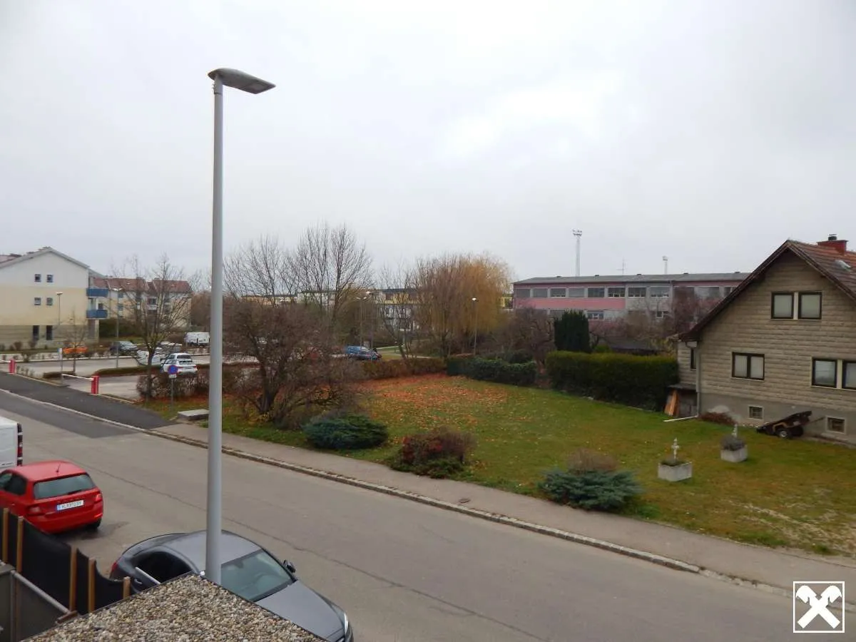 PROVISIONSFREIE, TRAUMHAFTE, SEHR GEPFLEGTE 2-ZIMMER-TERRASSENWOHNUNG IN TOPLAGE IM ZENTRUM - Ansicht 3