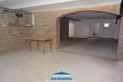 14-Zimmer-Gewerbeimmobilie kaufen in Amstetten – 380 m² – Bild 17 von 17