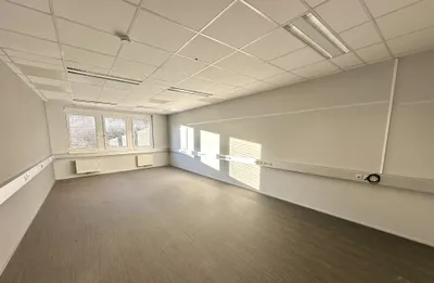 3-Zimmer-Gewerbeimmobilie mieten in Graz – 126 m², € 1.100 – Bild 4 von 10