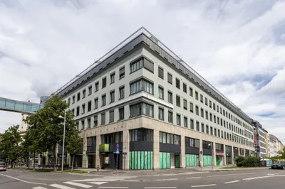 Gewerbeimmobilie mieten in Wien – 1 316 m², € 13 – Bild 2 von 11