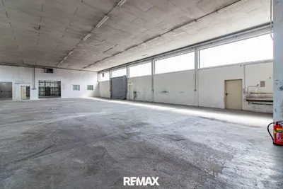 Gewerbeimmobilie mieten in Kirchdorf an der Krems – 878 m², € 3.775 – Bild 5 von 15