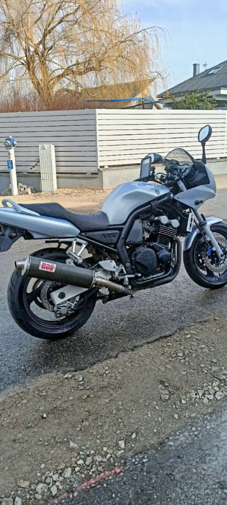 Yamaha FZS 600 Tourer