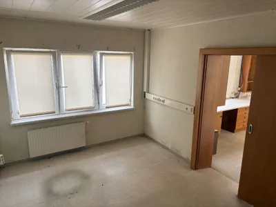 Gewerbeimmobilie mieten in Bruck-Mürzzuschlag – 60 m², € 4 – Bild 4 von 5