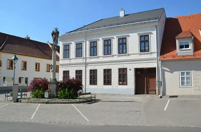 Gewerbeimmobilie mieten in Hollabrunn – 64,24 m², € 601 – Bild 2 von 16