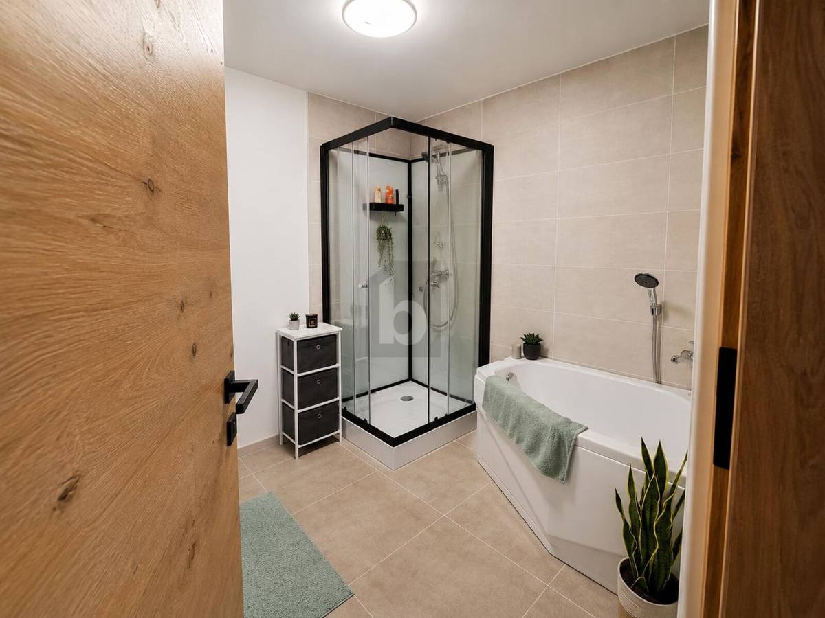 TOP 1: 71,8 M² WOHNUNG MIT 3 SCHLAFZIMMERN UND GARTENANTEIL - Ansicht 2