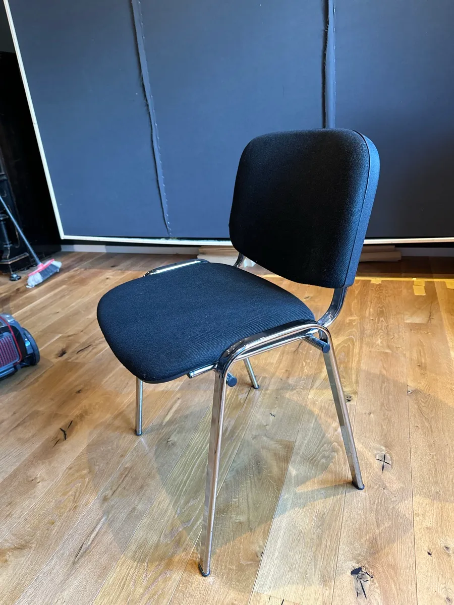 Stuhl zu verschenken, € 0,- (6020 Innsbruck)