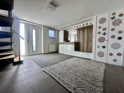 5-Zimmer-Haus mieten in Wels-Land – 120 m², € 1.400 – Bild 3 von 19