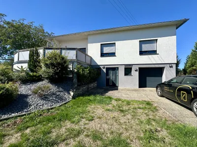 5-Zimmer-Haus mieten in Wels-Land – 120 m², € 1.400 – Bild 1 von 19