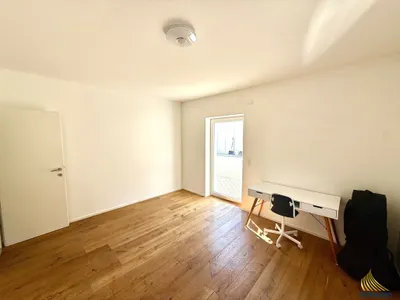 Haus kaufen in Vöcklabruck – 147 m², € 649.000 – Bild 4 von 14