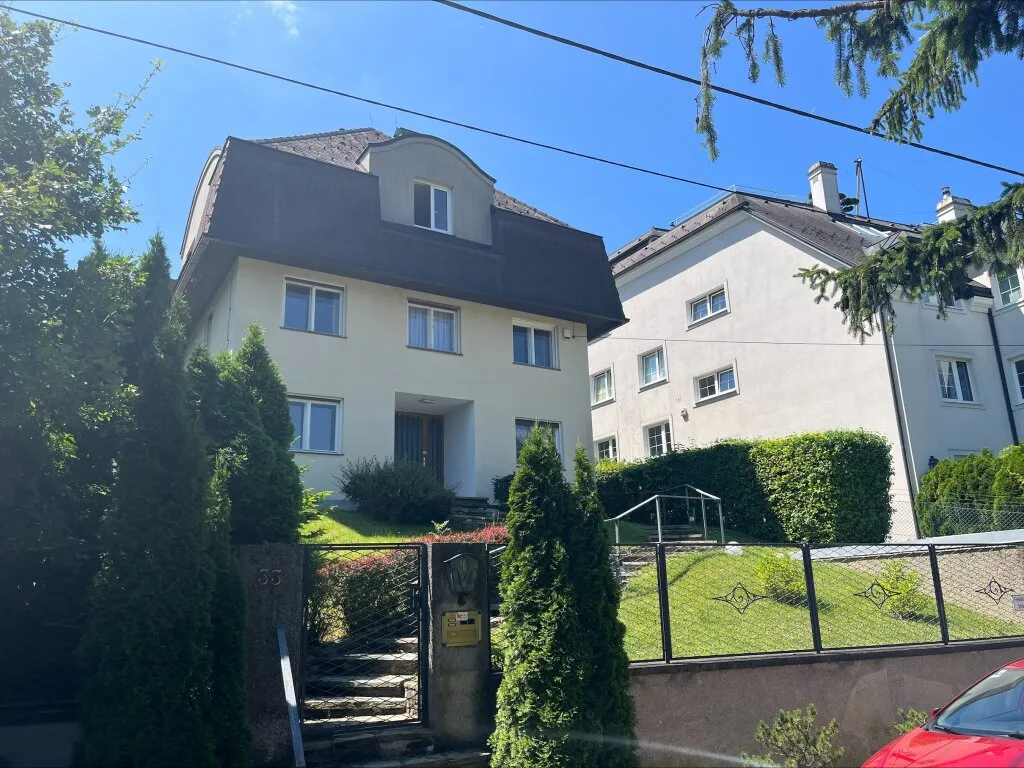 Haus mit Potential in bester Lage Neustift am Walde - Ansicht 2