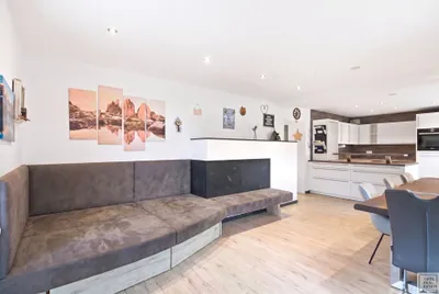 6-Zimmer-Haus kaufen in Innsbruck-Land – 177 m², € 745.000 – Bild 4 von 26