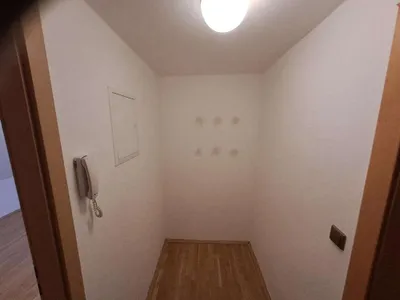 2-Zimmer-Wohnung mieten in Klagenfurt – 43 m², € 770 – Bild 5 von 9