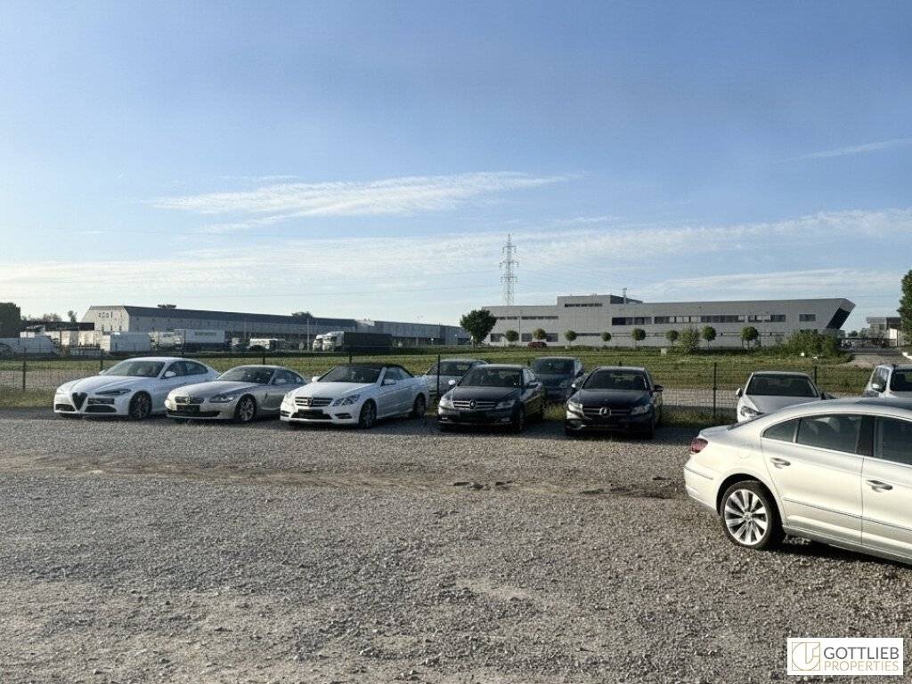 Nähe Flughafen und Stadtgrenze Wien! Großes Gewerbegrundstück mit LKW-Zufahrt und vielfältigen Nutzungsmöglichkeiten - Ansicht 3