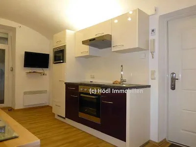 1-Zimmer-Wohnung mieten in Graz – 30 m², € 360 – Bild 1 von 6