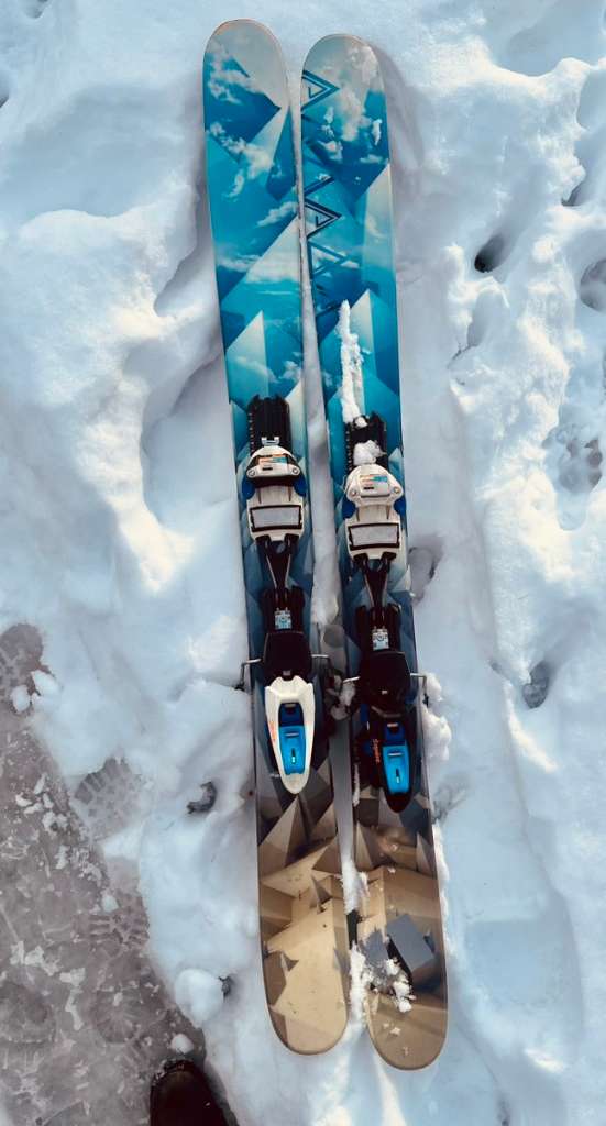 Kinderski Freerideski Armada Tantrum 136cm 240 1130 Wien