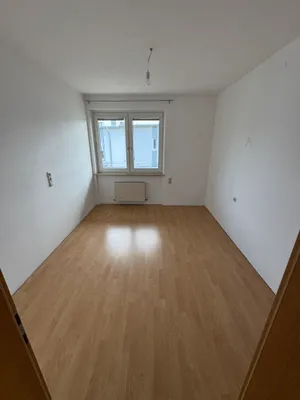4-Zimmer-Wohnung mieten in Linz Land – 113 m², € 1.200 – Bild 10 von 29