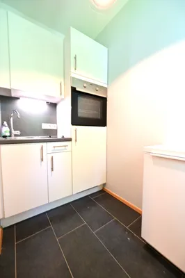 1-Zimmer-Wohnung mieten in Salzburg Stadt – 32 m², € 990 – Bild 6 von 9