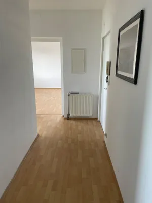 2-Zimmer-Wohnung mieten in Hollabrunn – 65 m², € 650 – Bild 2 von 9