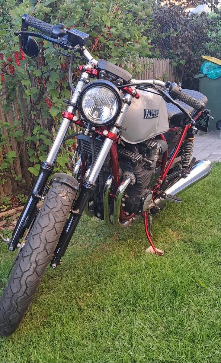 Yamaha XJ