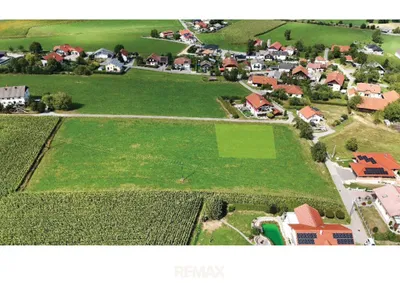 Grundstück kaufen in Ried im Innkreis – 949 m², € 86.000 – Bild 2 von 4