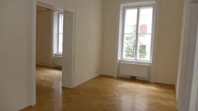 Repräsentative Beletage in Biedermeierhaus, Nähe Haus des Meeres – Bild 2