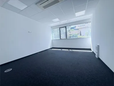 7-Zimmer-Gewerbeimmobilie mieten in Salzburg Stadt – 229 m², € 3.097 – Bild 9 von 13