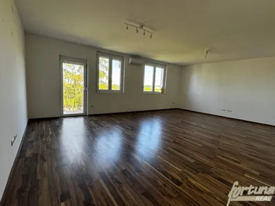 7-Zimmer-Gewerbeimmobilie kaufen in Tulln – 294 m², € 450.000 – Bild 9 von 19