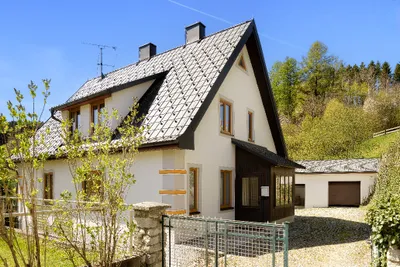 8-Zimmer-Haus kaufen in Zwettl – 128 m², € 290.000 – Bild 1 von 19