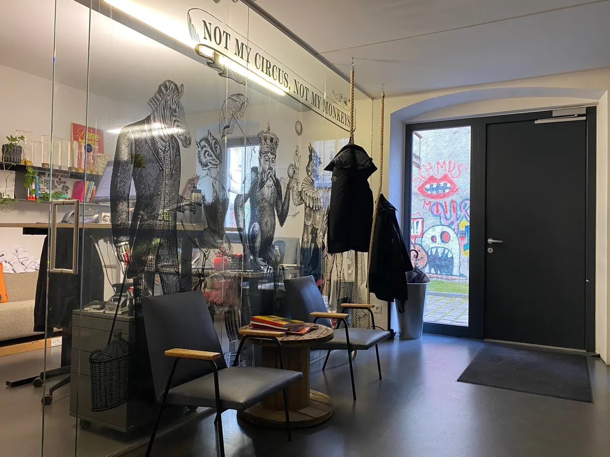Altbaucharme trifft Industrial Design! Sehr coole Bürofläche neben der Lentia City! - Ansicht 3