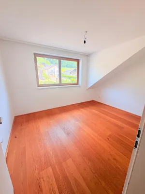 4-Zimmer-Wohnung mieten in Vöcklabruck – 152 m², € 2.717 – Bild 7 von 19